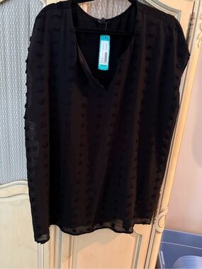 Paper Moon Black Textured Dot V-Neck Blouse